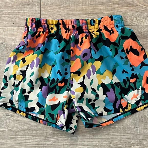 Adidas Shorts Youth XL - Picture 1 of 4